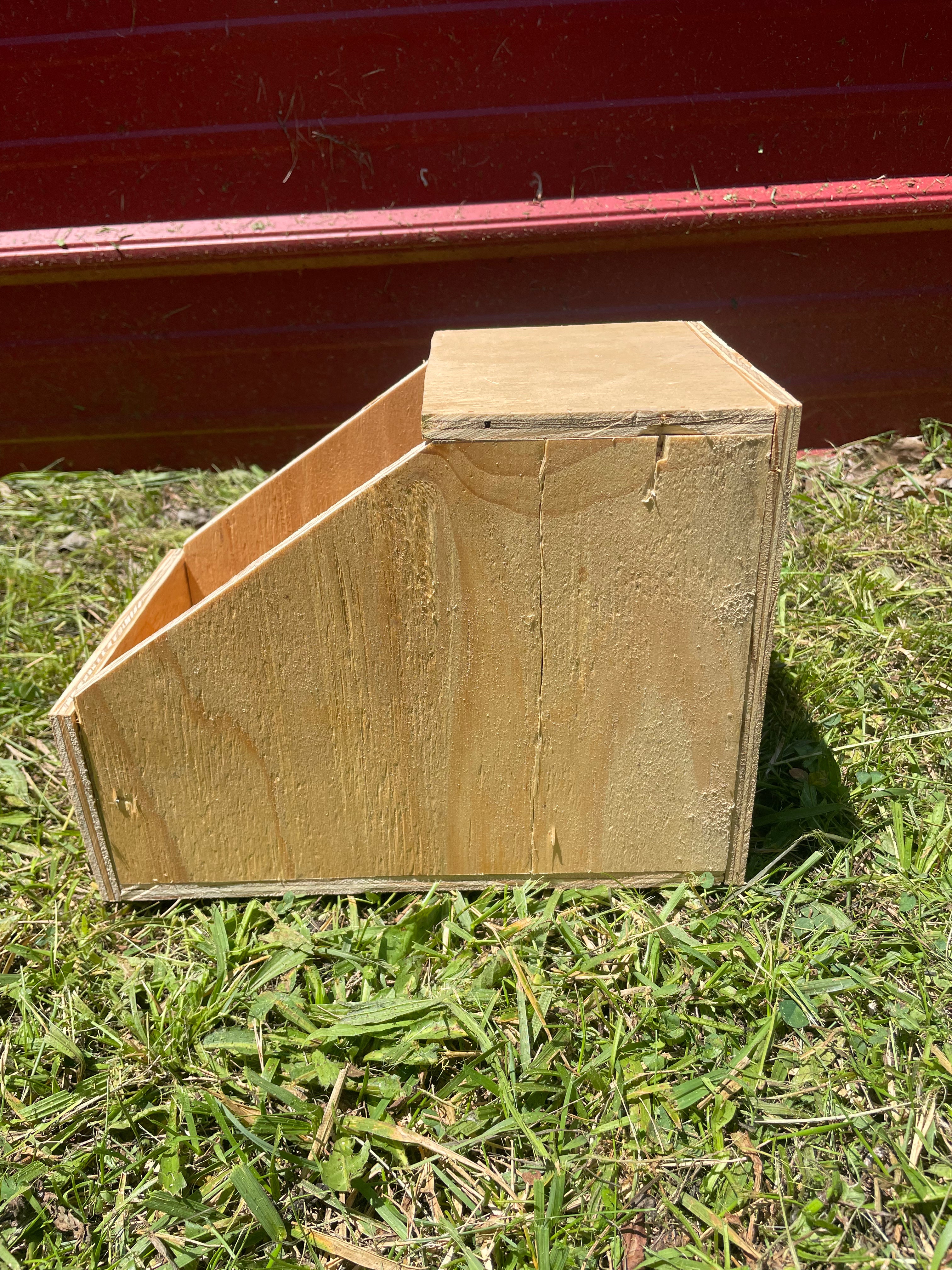 Small Nest Box