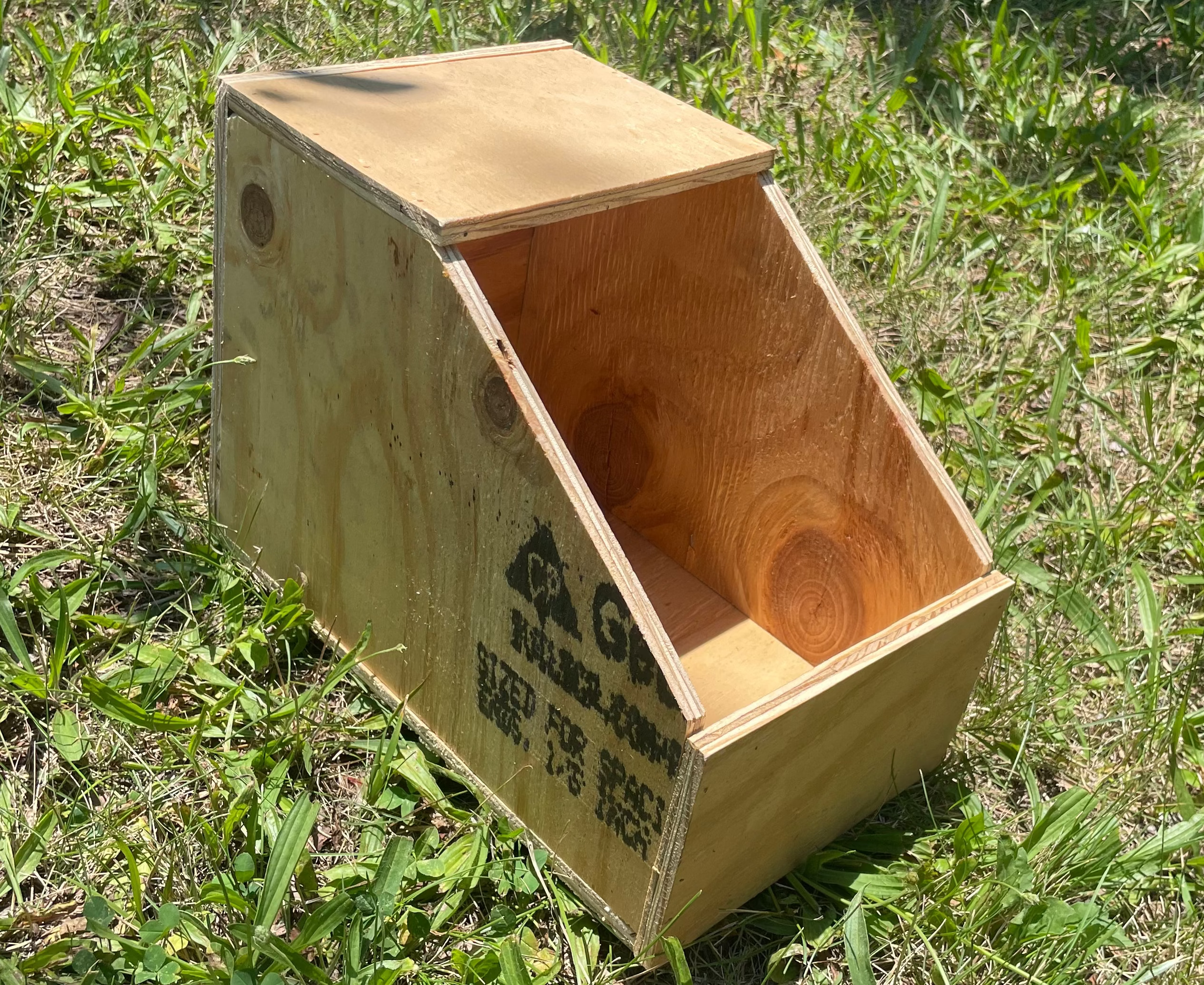 Small Nest Box